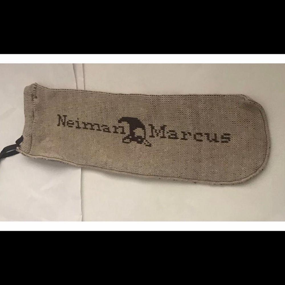 New Neiman Marcus Knit Shoe Bags Travel Beige Blue - Picture 9 of 16